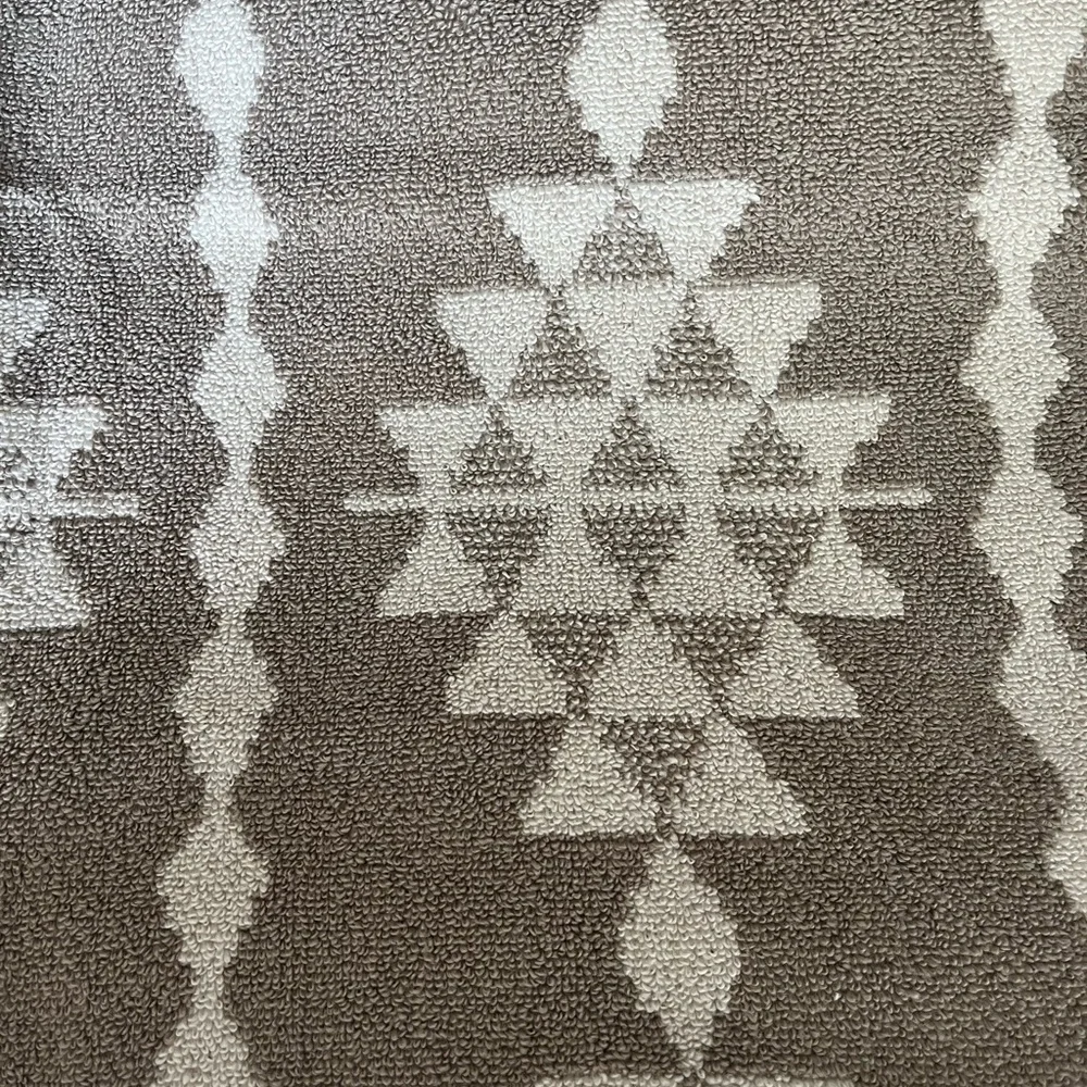 Wrangler Cream and Brown Geometric Bath and Hand Towel Set